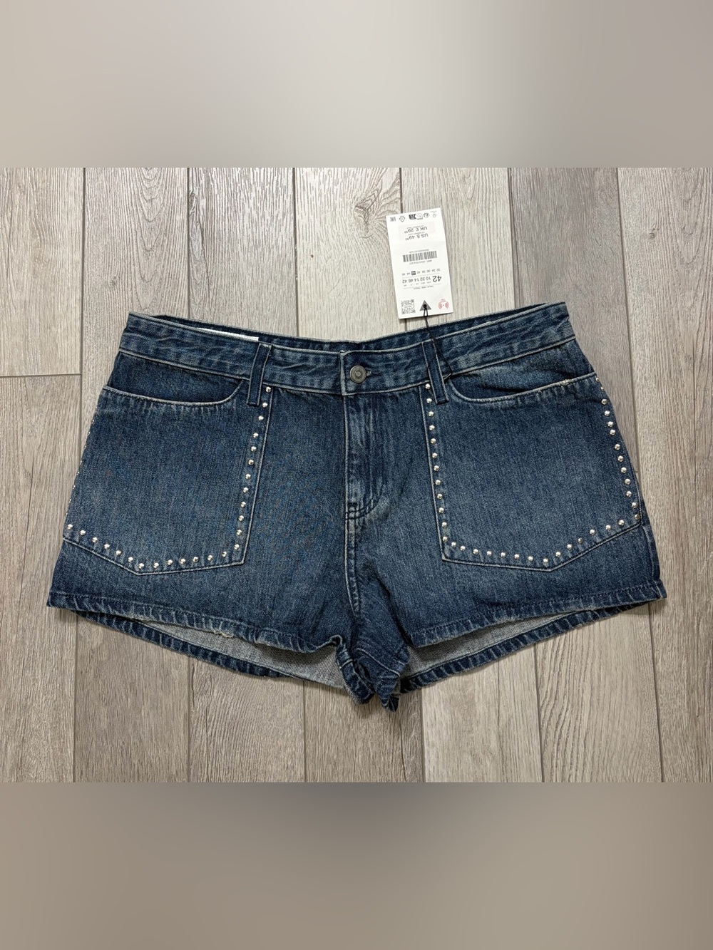 Zara Dark Blue Denim Shorts with Studded Pockets Size 10